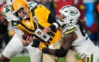 Packers sorprenden con triunfo ante Steelers: Jordan Love brilla y Aaron Rodgers celebra desde la banca